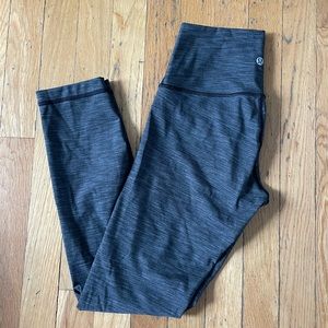 Lululemon Wunder Train High-Rise Legging 25”; Heather Grey